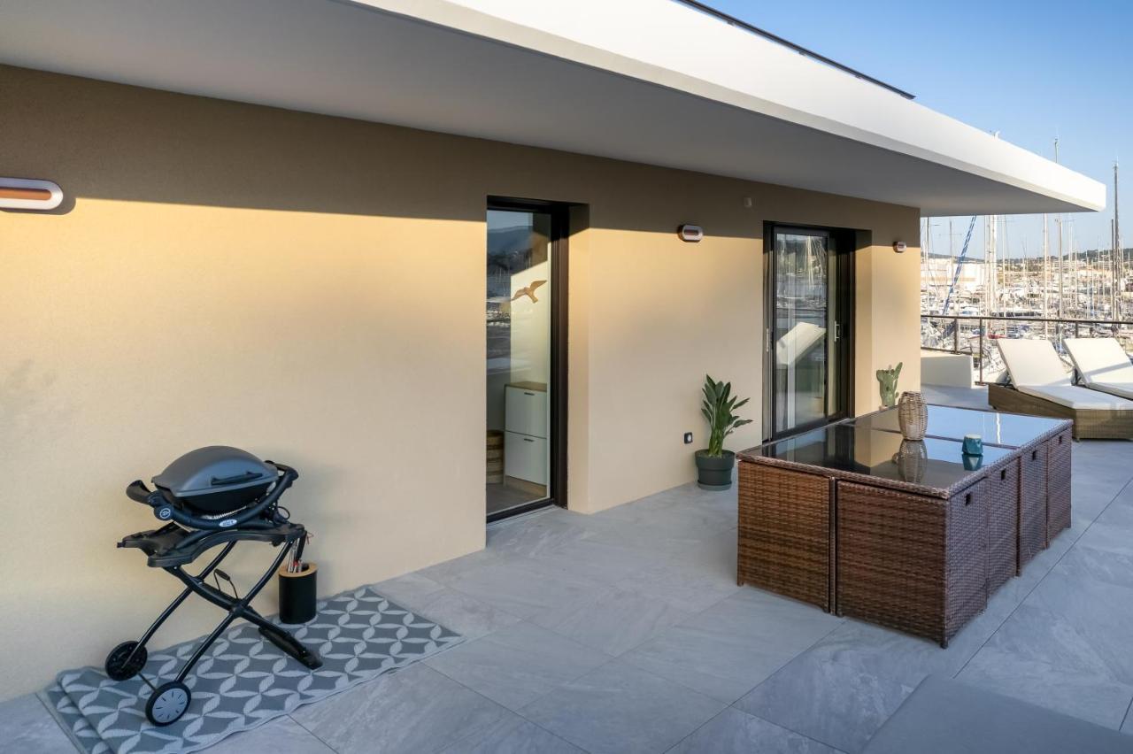 Superbe Appartement Bord De Mer Saint-Mandrier-sur-Mer Bagian luar foto